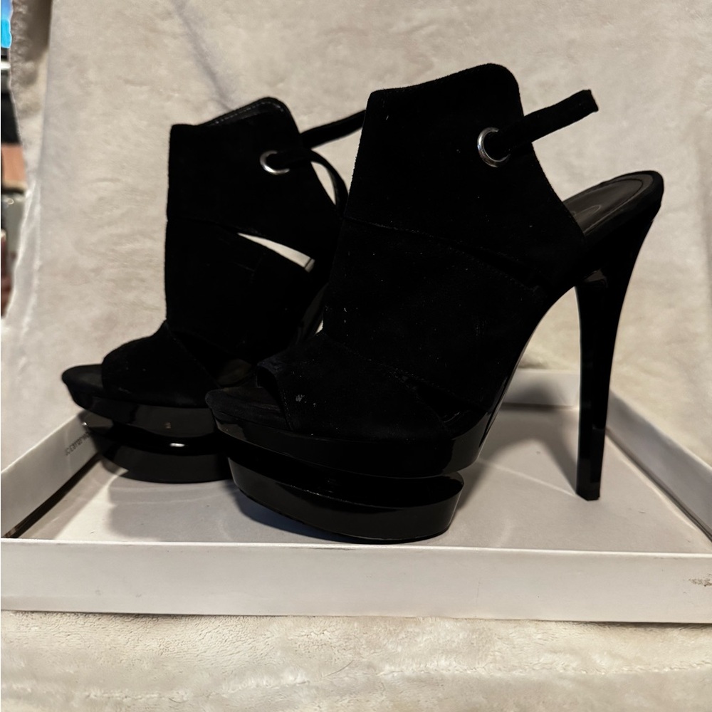 Jessica Simpson Black Platform Heels
